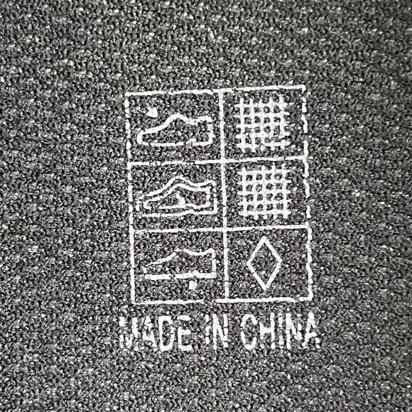 bernie mev. New York Casual Beaded Slip On Shoes Black w Subtle Sparkle Sz 40 - Picture 11 of 16